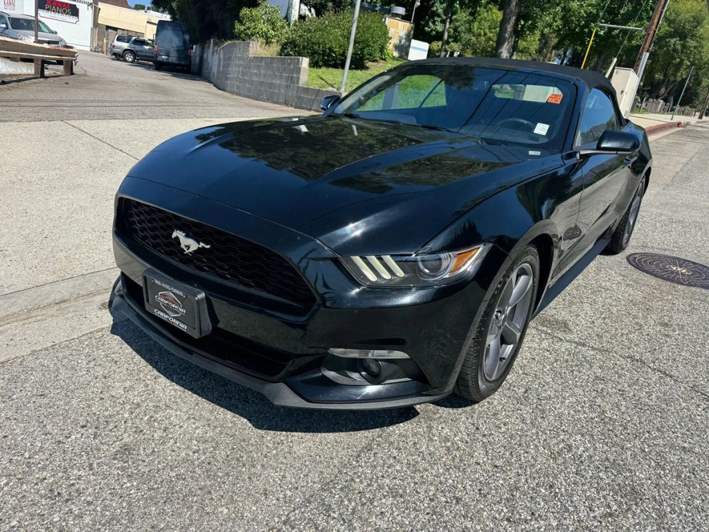 2015 Ford Mustang Image 4