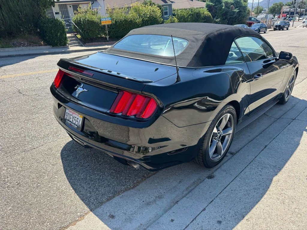 2015 Ford Mustang Image 12