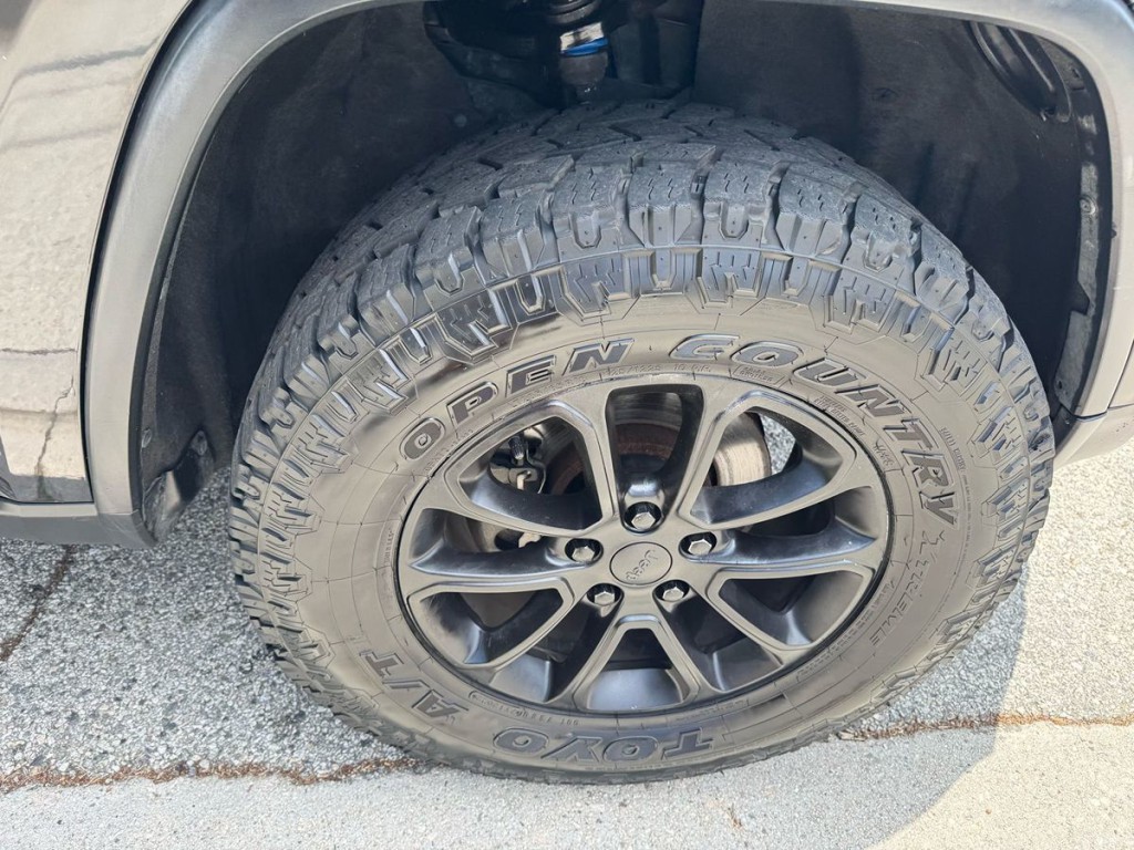 2014 Jeep Grand Cherokee Image 9