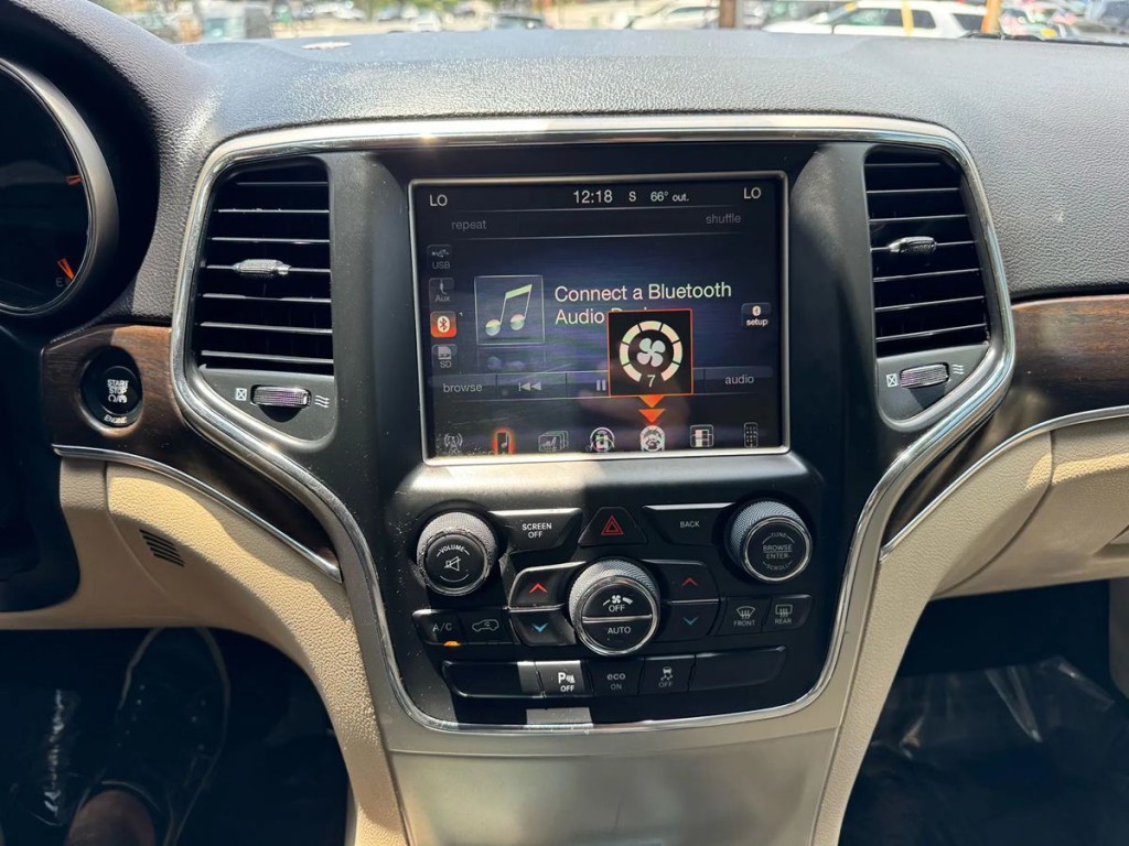 2014 Jeep Grand Cherokee Image 14