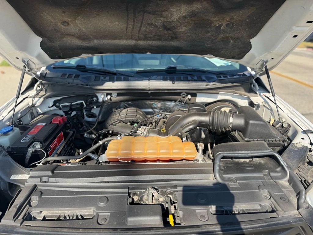 2015 Ford F-150 Image 17