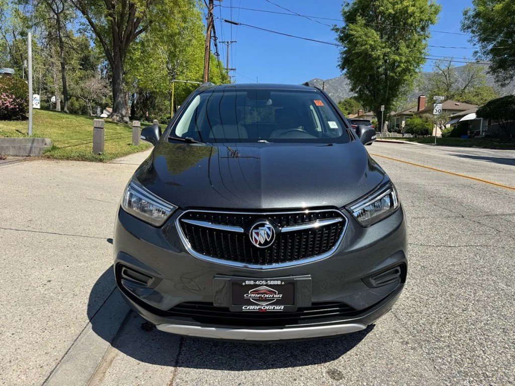 2018 Buick Enclave Image 2