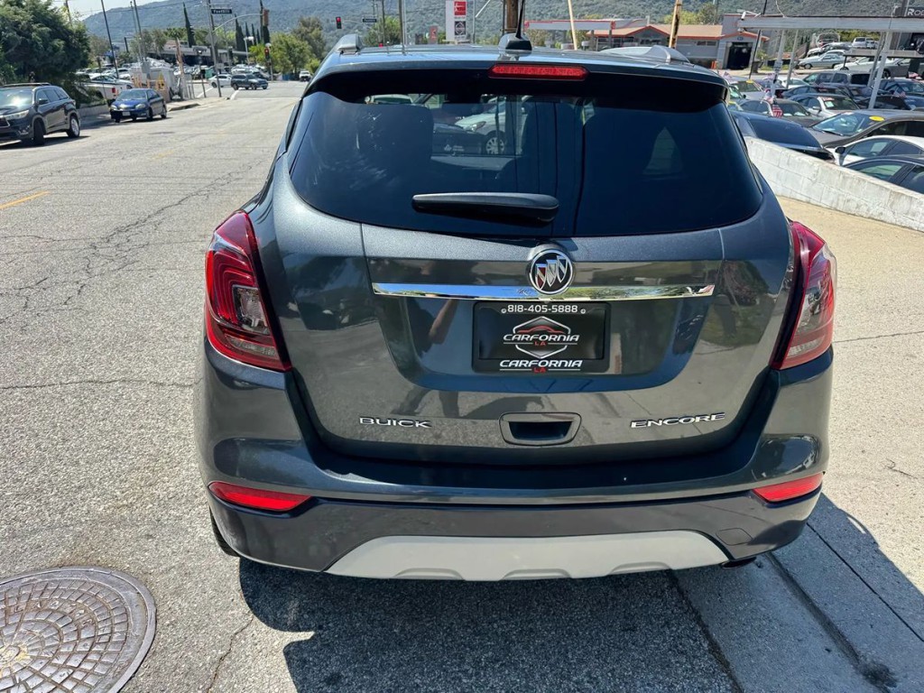 2018 Buick Enclave Image 5
