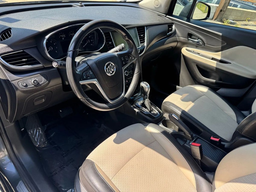 2018 Buick Enclave Image 10