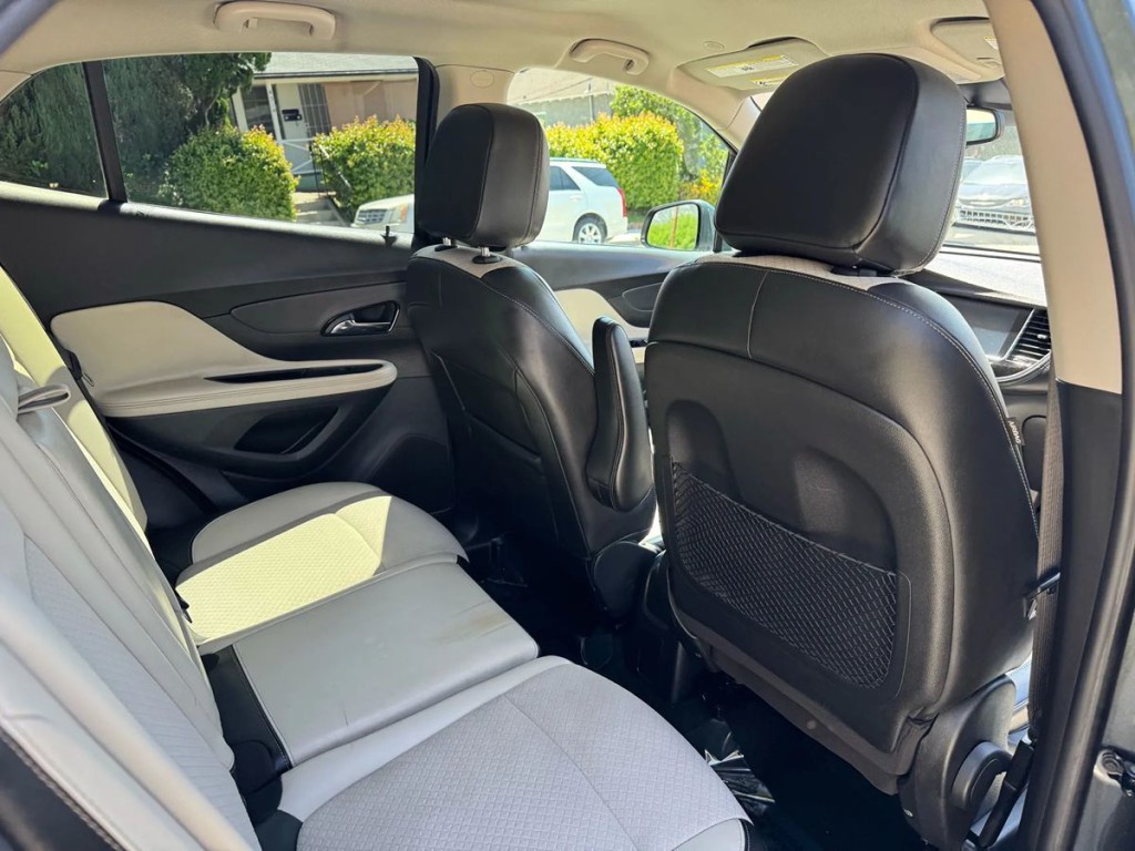 2018 Buick Enclave Image 17