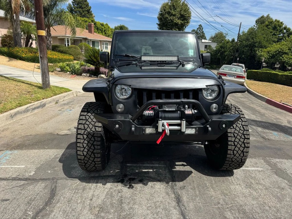 2015 Jeep Wrangler Unlimited Image 3
