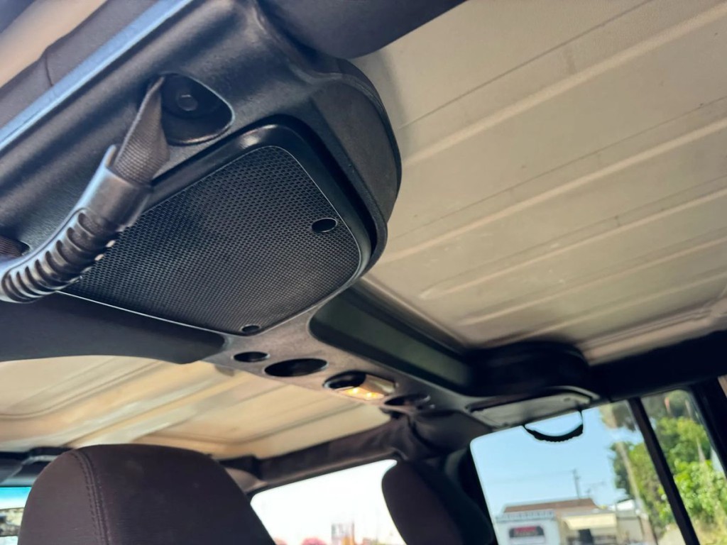 2015 Jeep Wrangler Unlimited Image 24