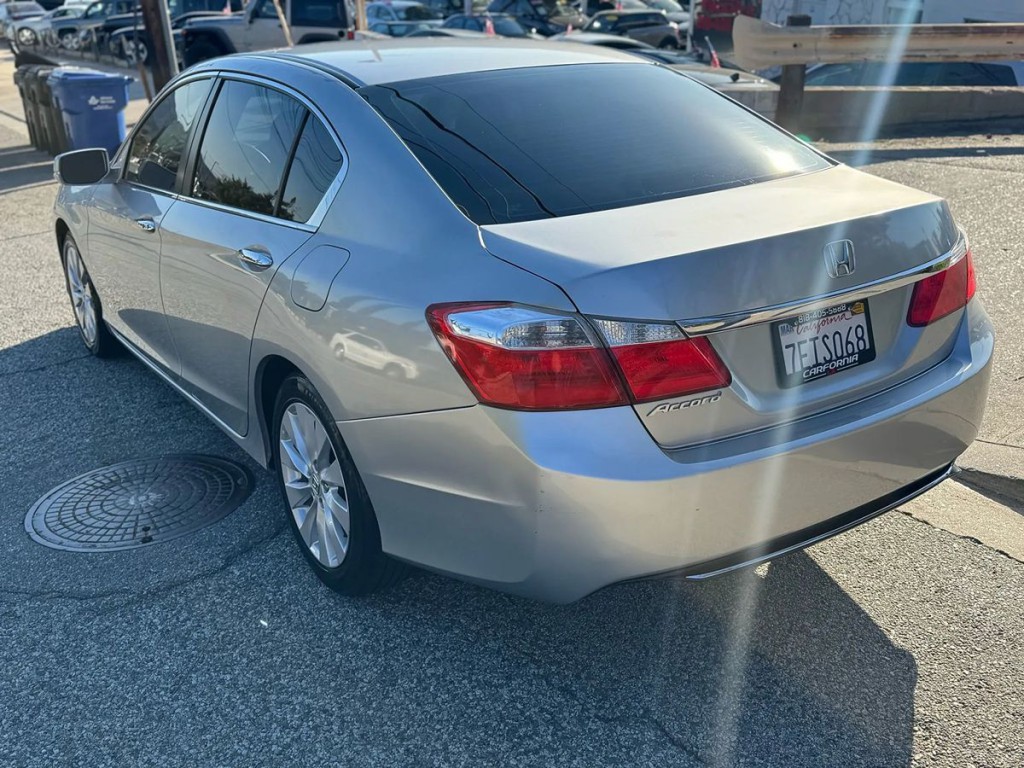 2014 Honda Accord Image 4
