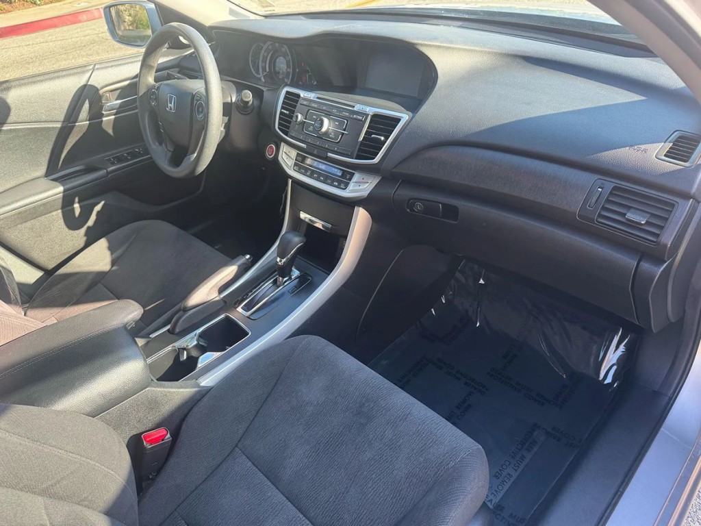 2014 Honda Accord Image 14
