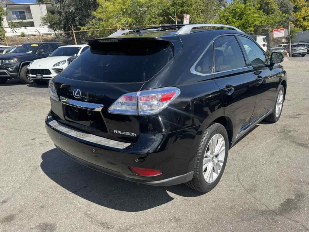 2011 Lexus RX 450h Image 3