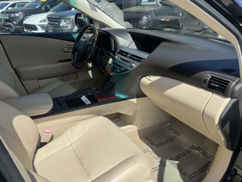 2011 Lexus RX 450h Image 8