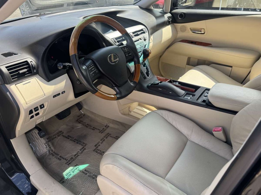2011 Lexus RX 450h Image 12