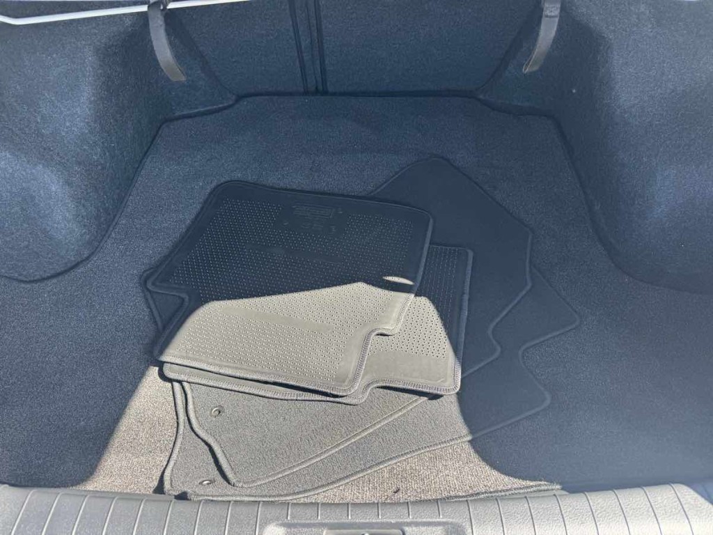 2015 Nissan Altima Image 18