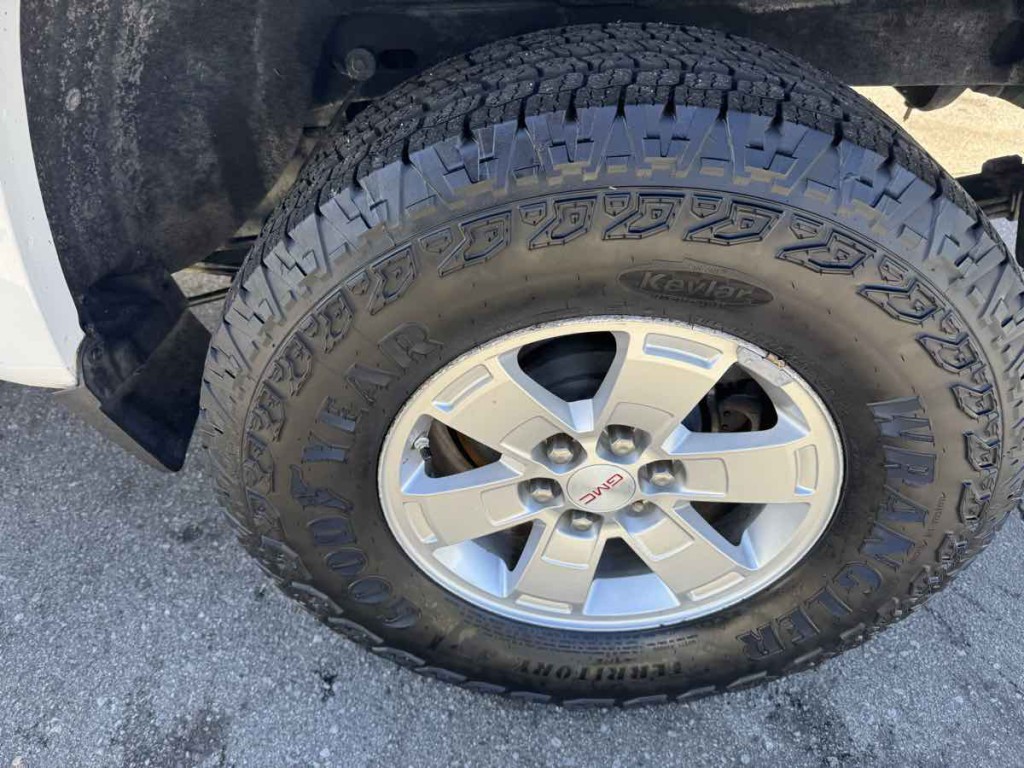 2018 GMC Canyon Image 7
