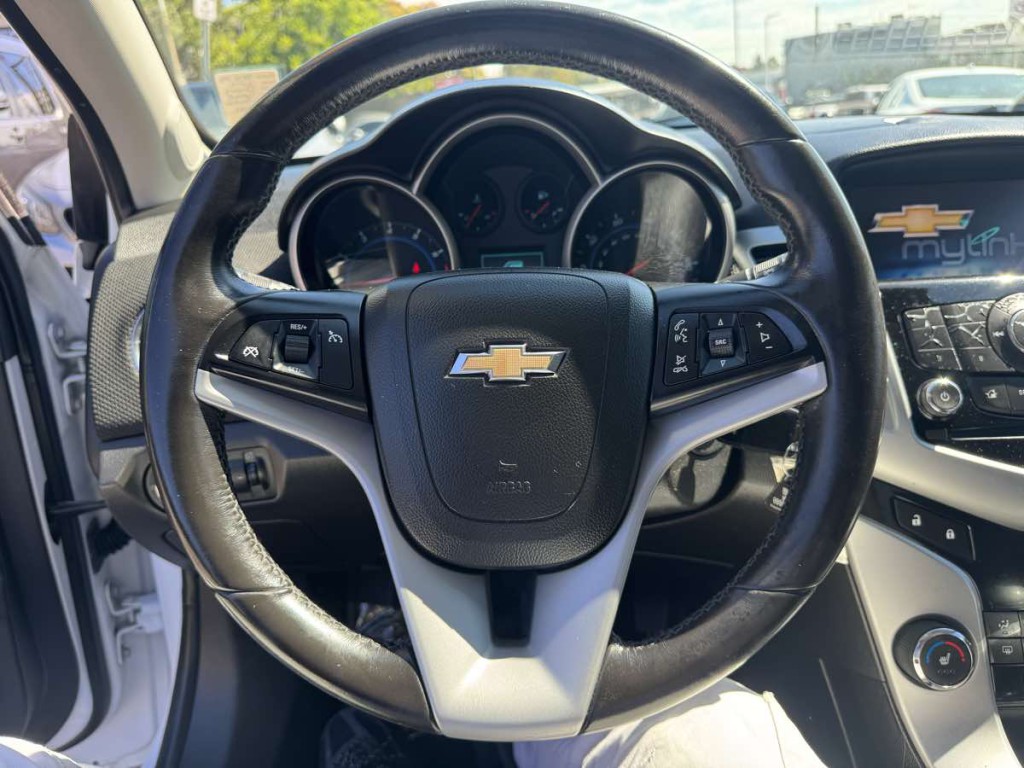 2014 Chevrolet Cruze Image 15