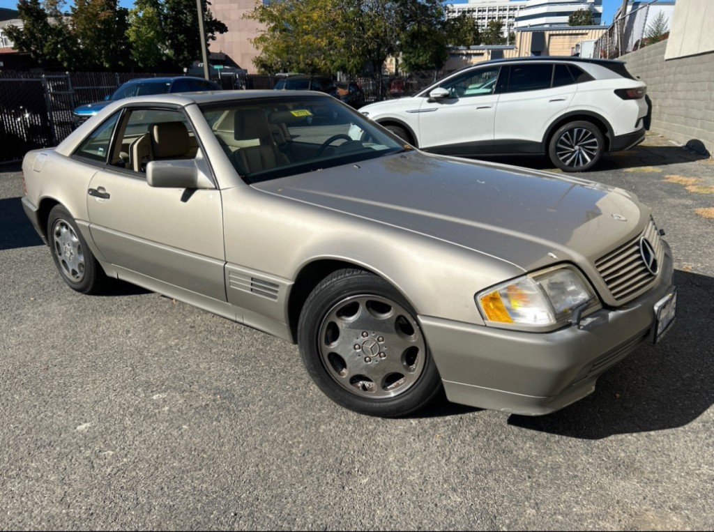 1995 Mercedes-Benz 5.0L Image 1