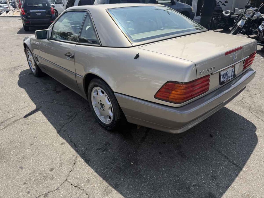 1995 Mercedes-Benz 5.0L Image 5