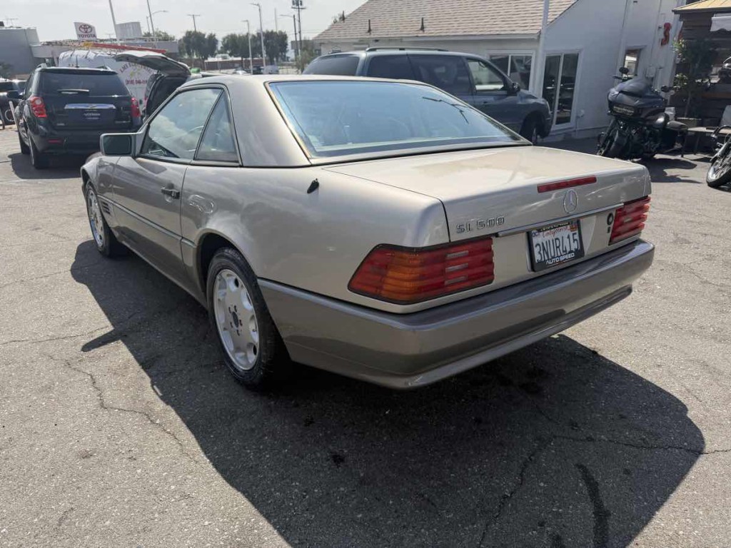 1995 Mercedes-Benz 5.0L Image 6