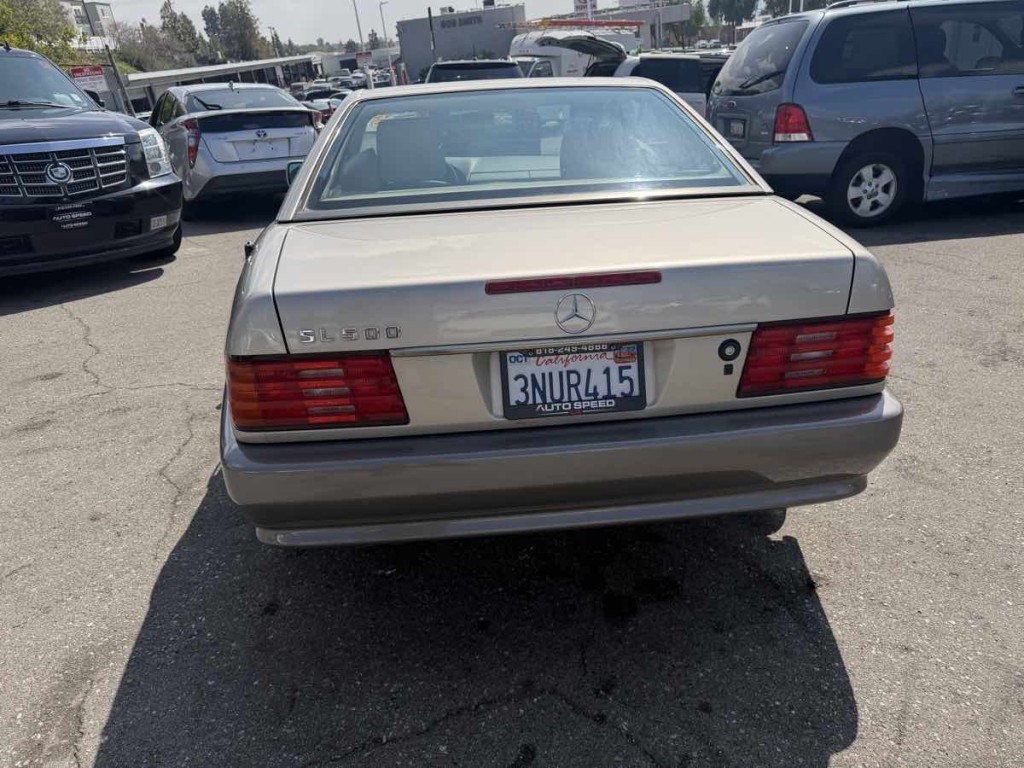 1995 Mercedes-Benz 5.0L Image 7