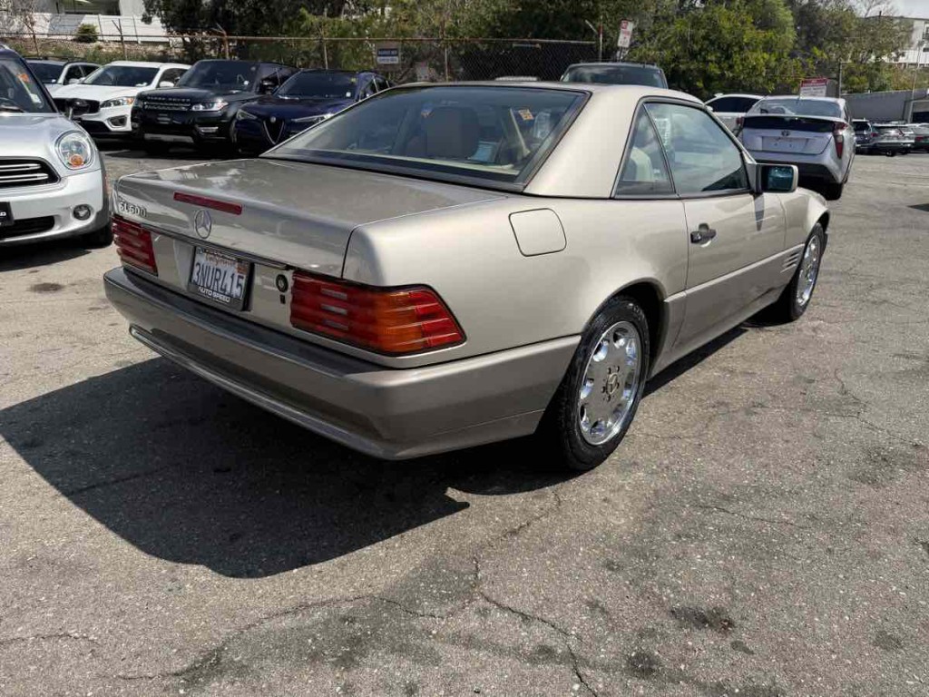 1995 Mercedes-Benz 5.0L Image 9