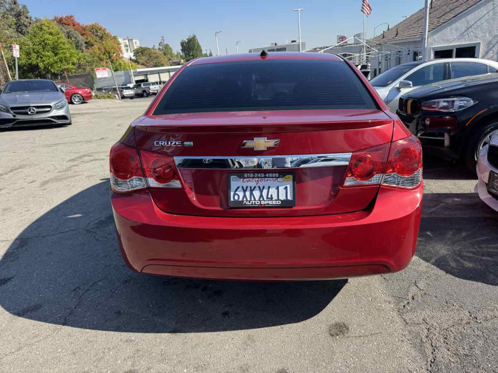 2012 Chevrolet Cruze Image 4