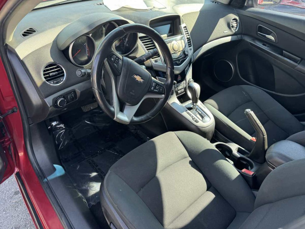 2012 Chevrolet Cruze Image 7