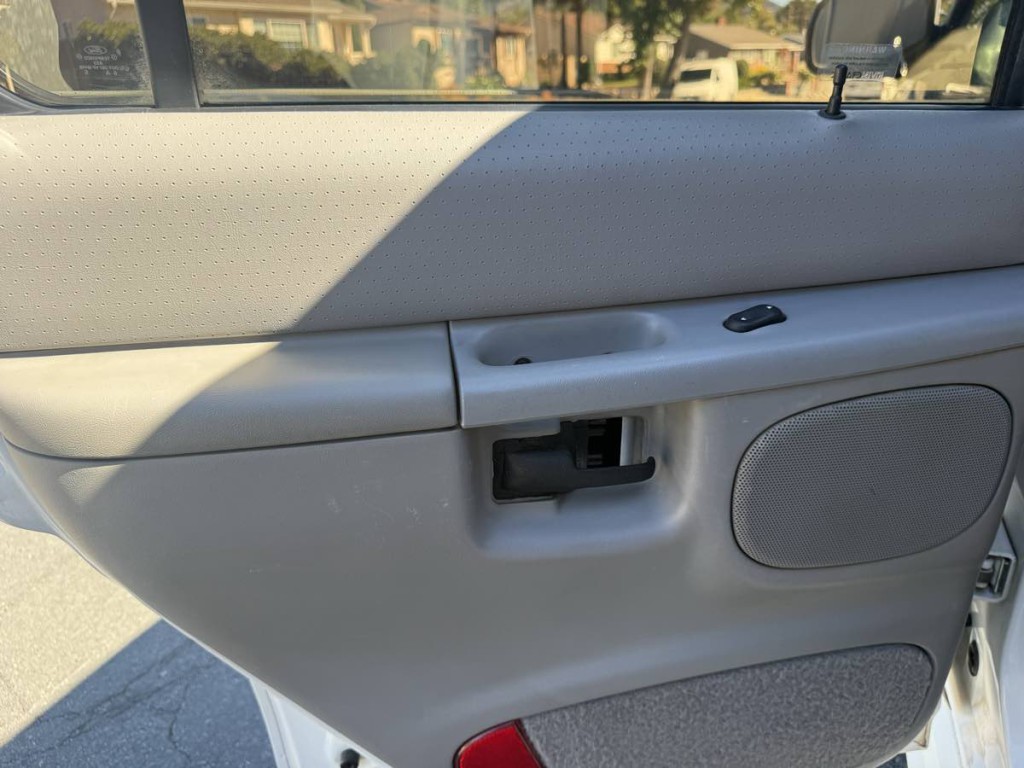 1997 Ford Explorer Image 15