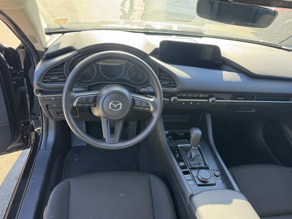 2025 Mazda Mazda3 Image 13