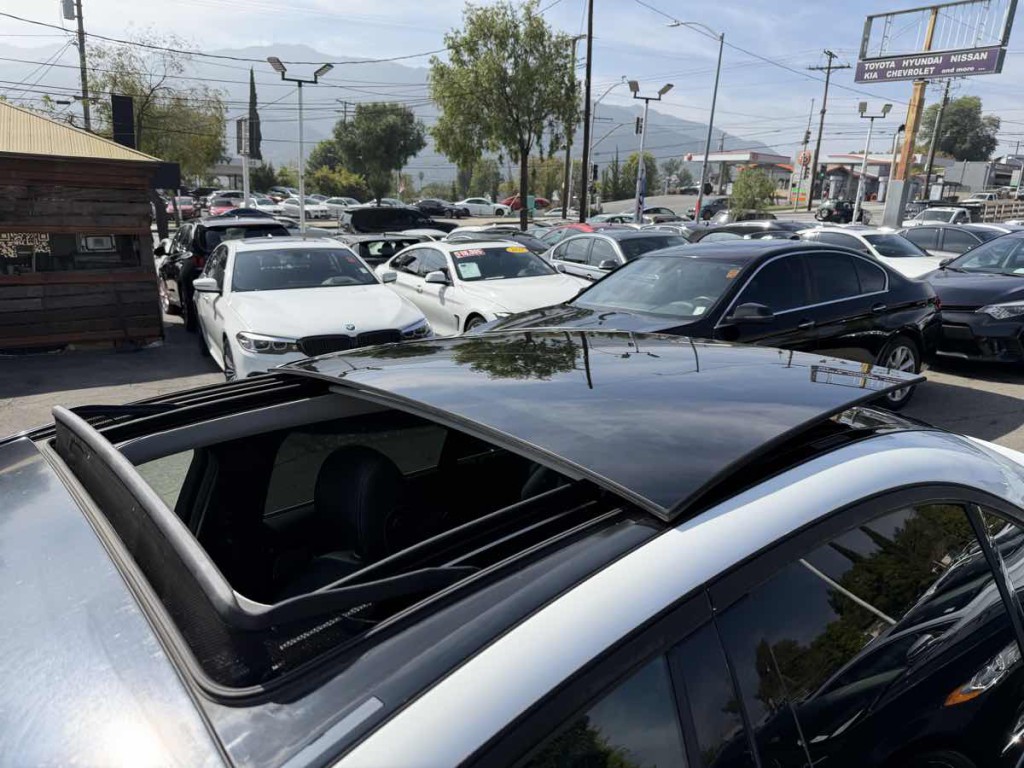 2018 Mercedes-Benz C-Class Image 7