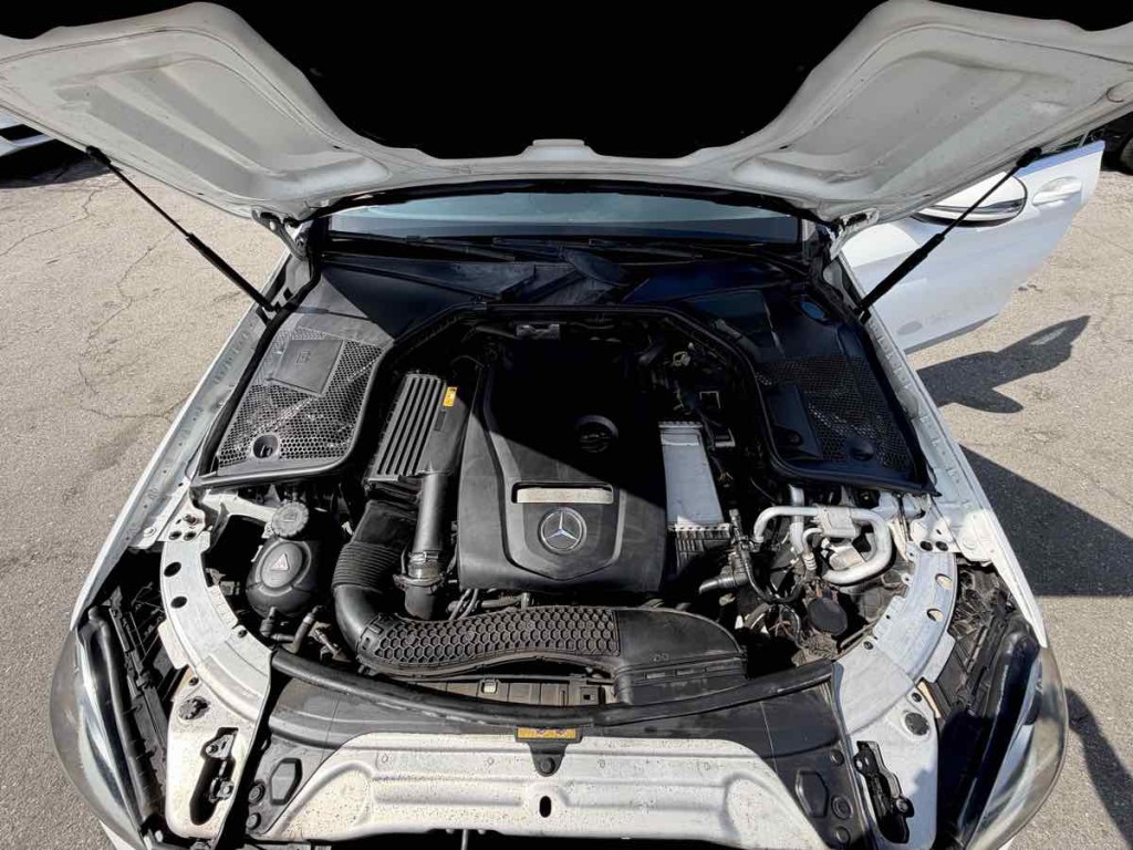 2018 Mercedes-Benz C-Class Image 19