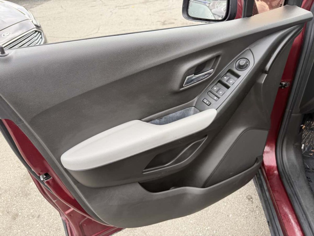 2017 Chevrolet Trax Image 7