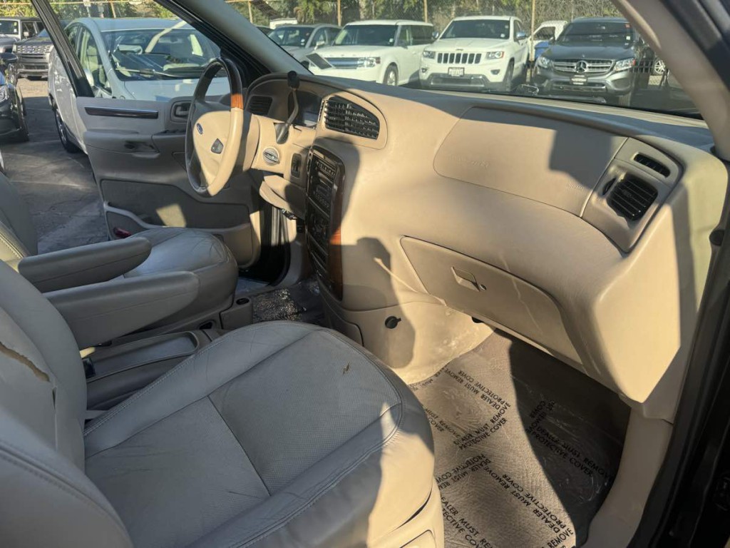 2001 Ford Windstar Image 10