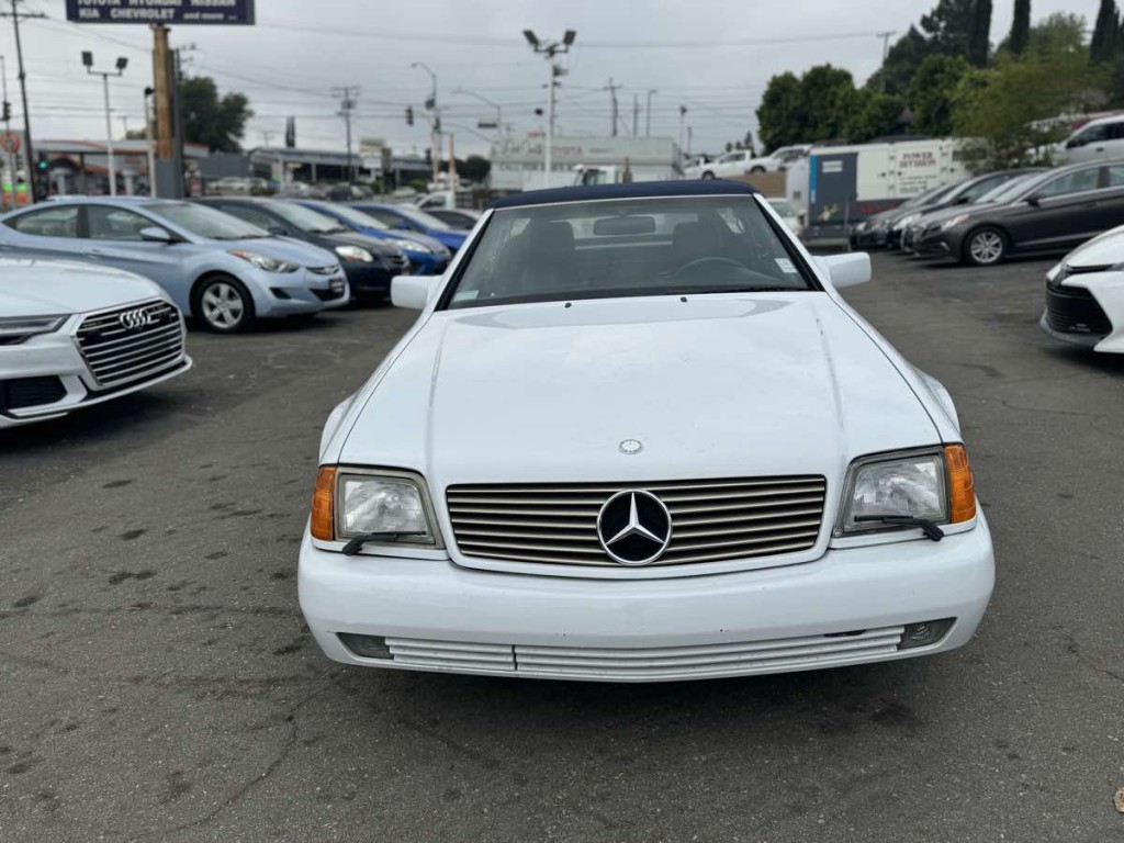 1993 Mercedes-Benz 600SL Image 2