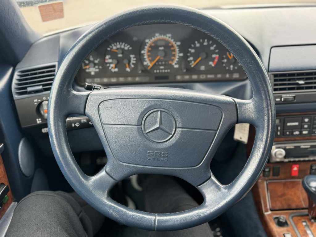 1993 Mercedes-Benz 600SL Image 17