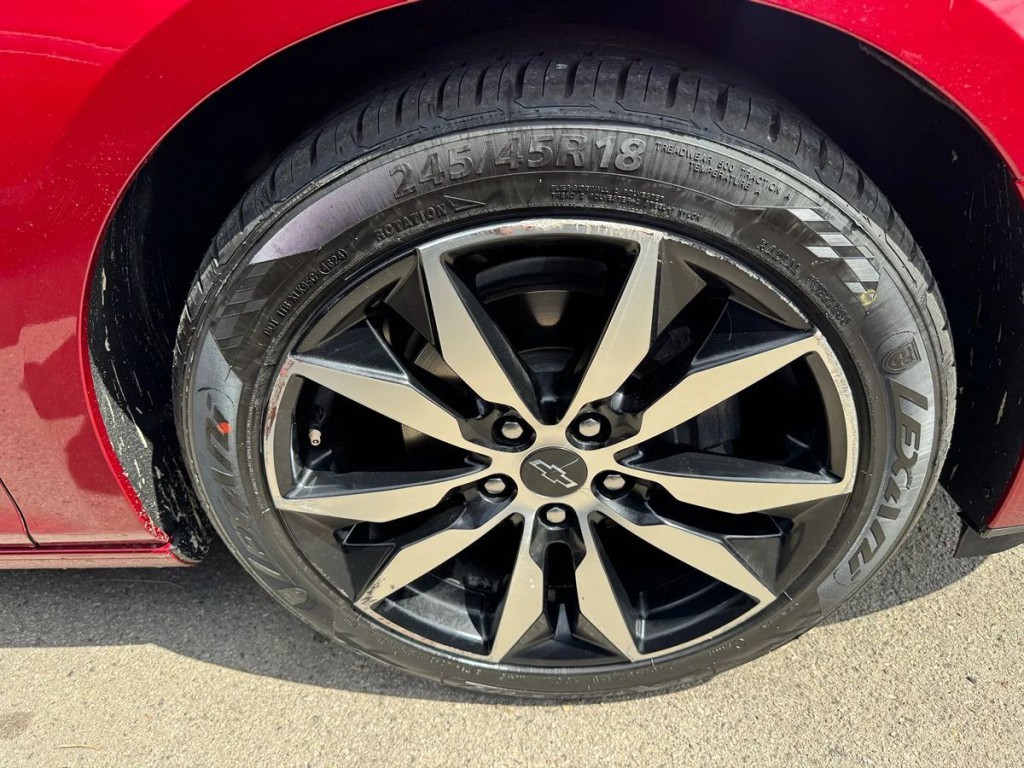 2021 Chevrolet Malibu Image 8