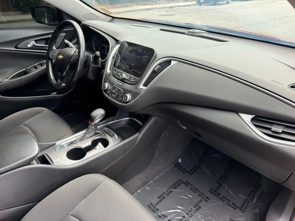 2021 Chevrolet Malibu Image 14