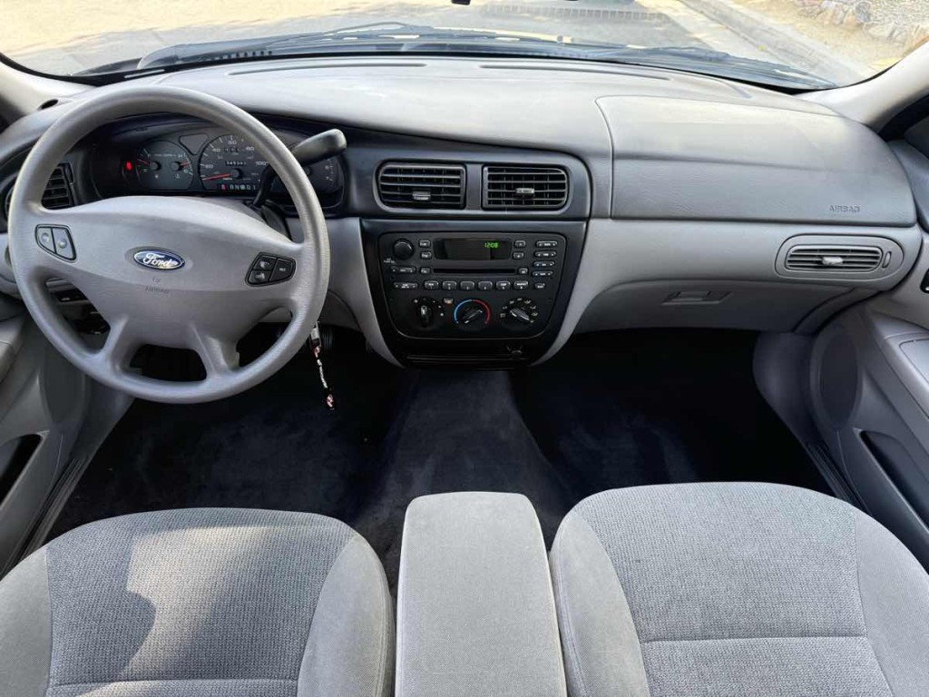 2002 Ford Taurus Image 25