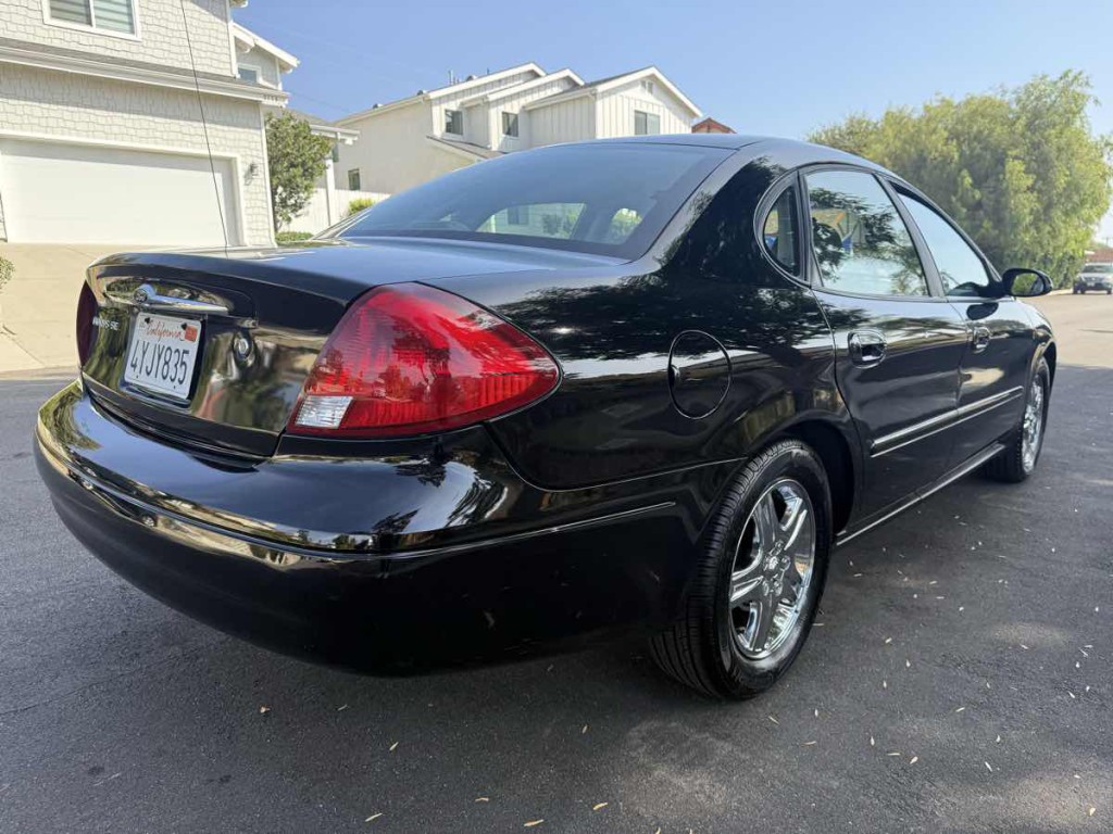 2002 Ford Taurus Image 7