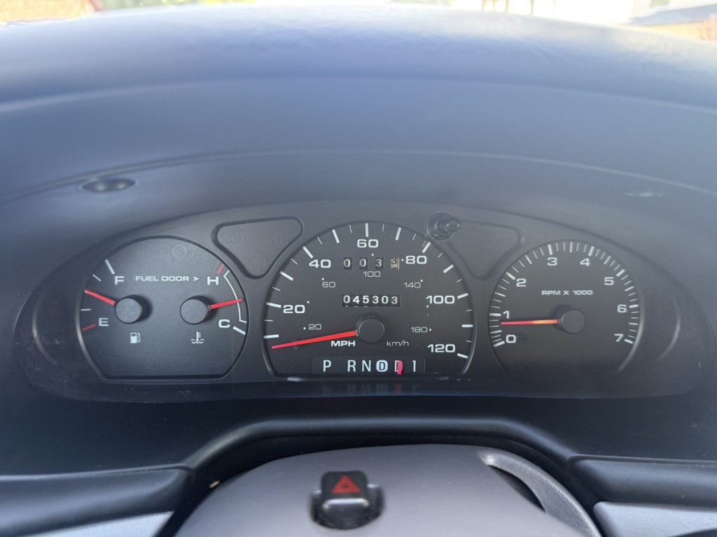 2002 Ford Taurus Image 25