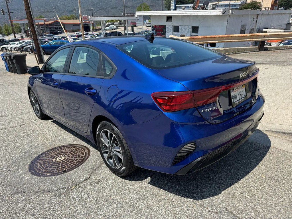 2023 Kia Forte Image 5