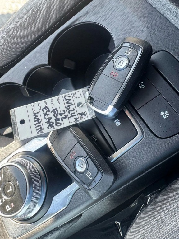 2022 Ford Escape Image 25