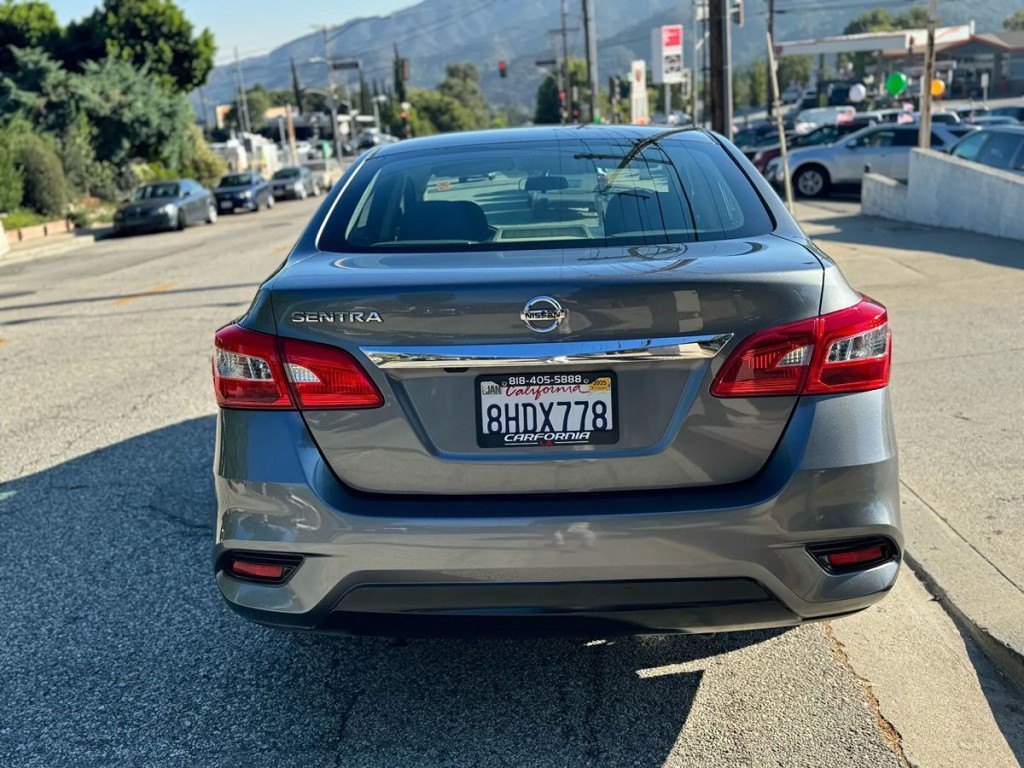 2019 Nissan Sentra Image 5