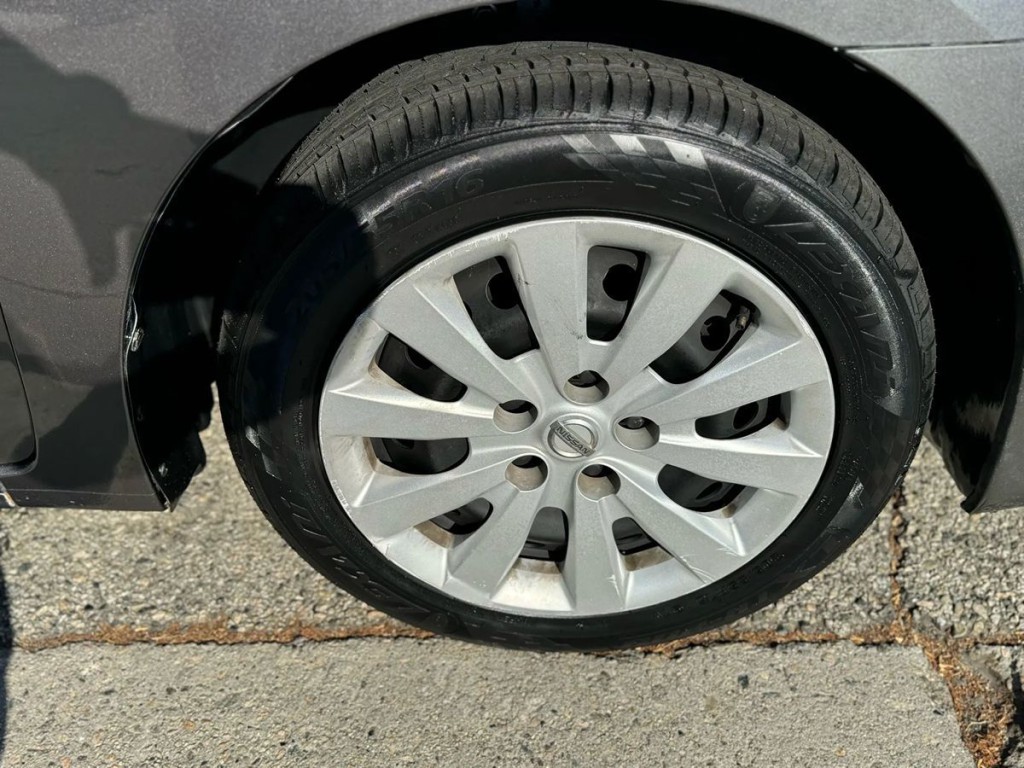 2019 Nissan Sentra Image 7