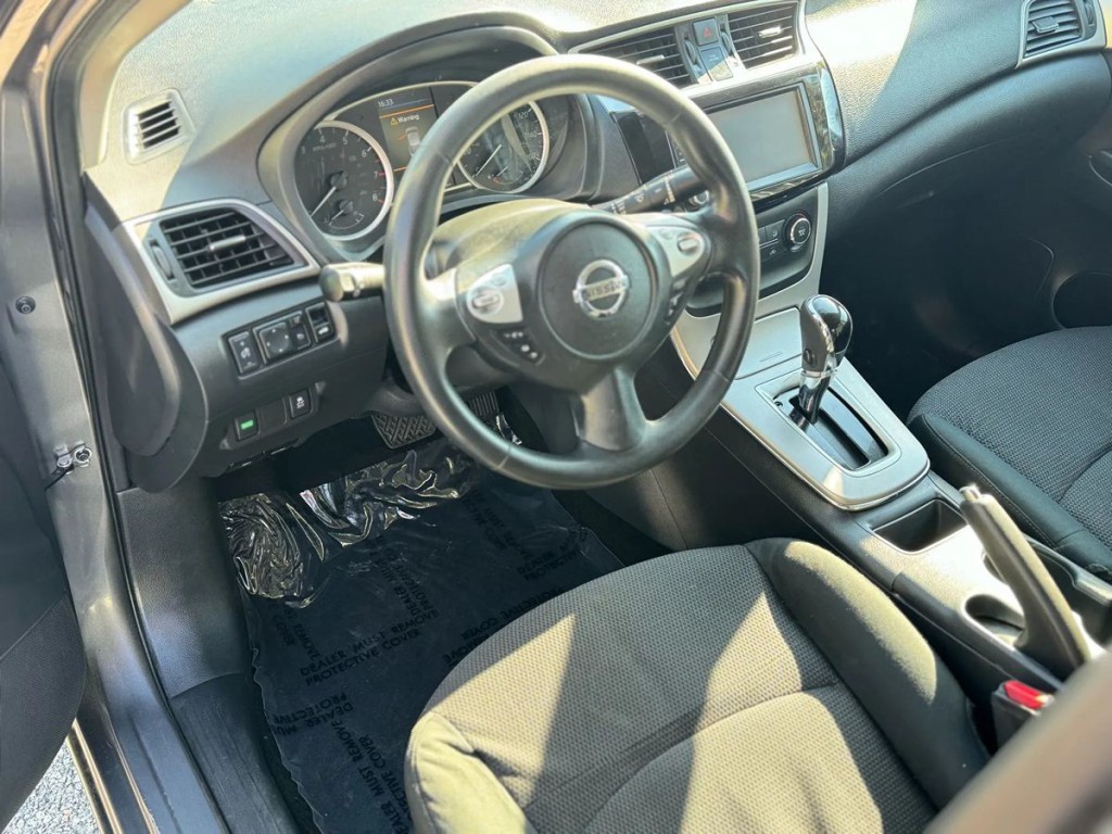 2019 Nissan Sentra Image 9