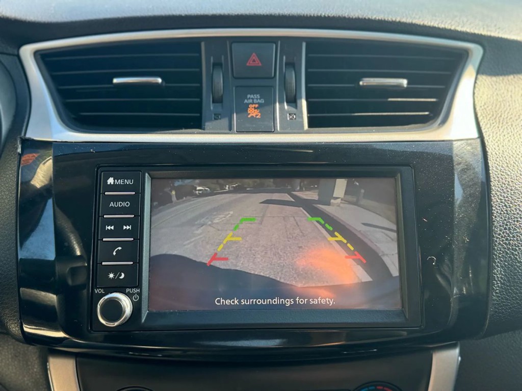 2019 Nissan Sentra Image 14