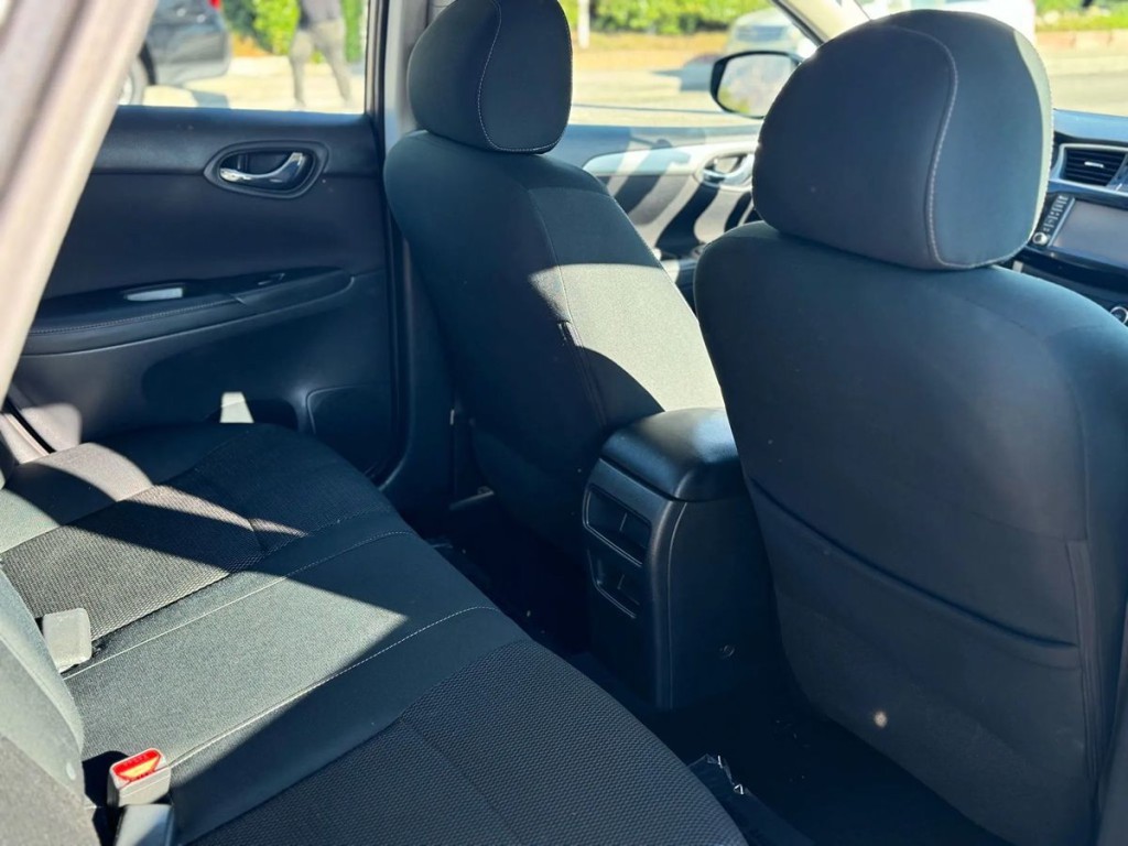 2019 Nissan Sentra Image 17