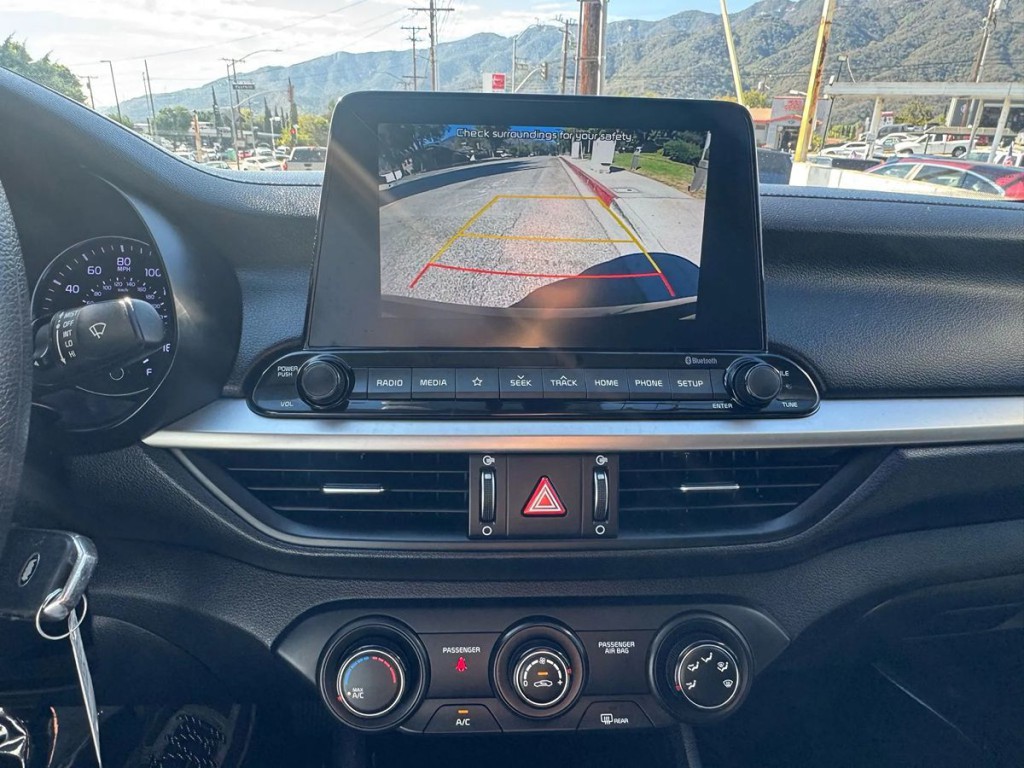 2021 Kia Forte Image 12