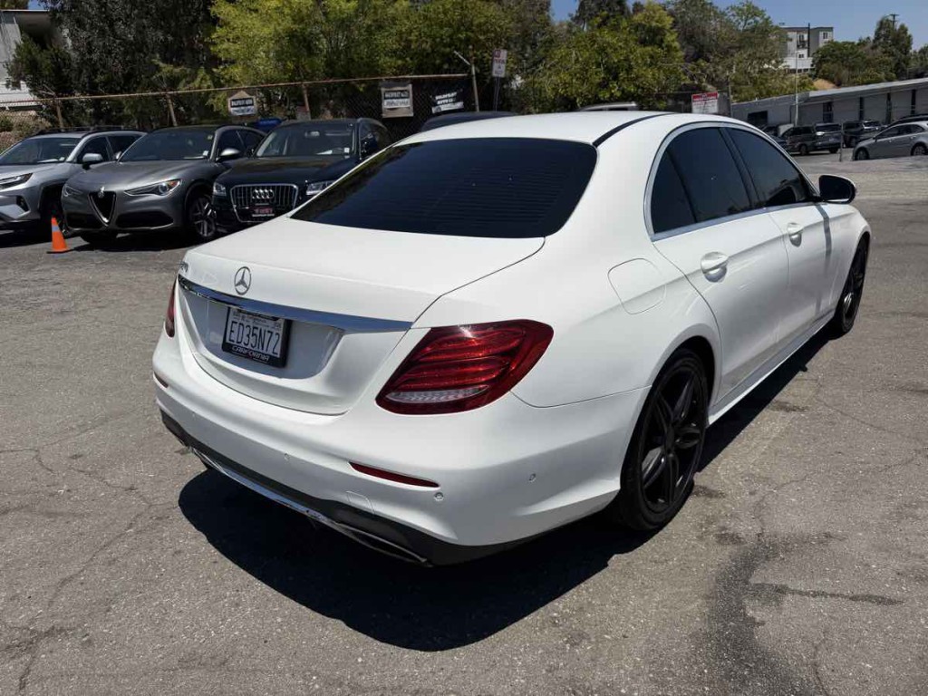 2018 Mercedes-Benz E-Class Image 6