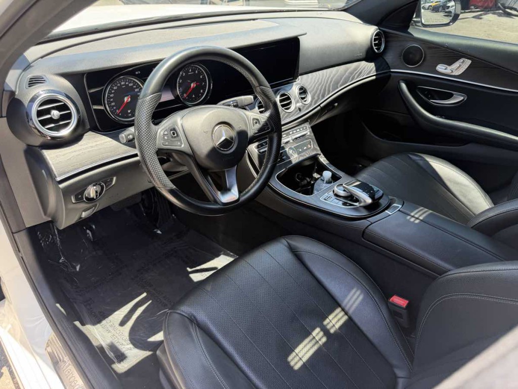 2018 Mercedes-Benz E-Class Image 10