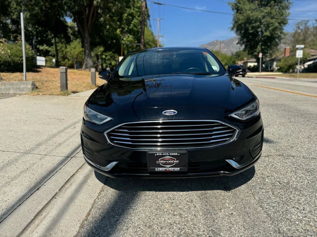 2019 Ford Fusion Image 2